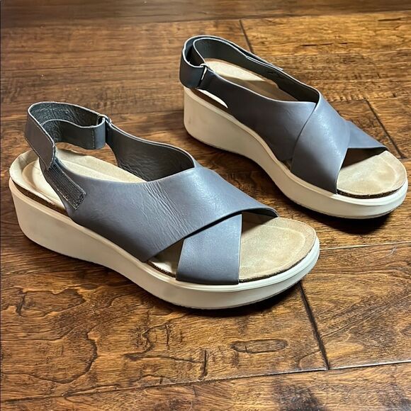 Ecco Titanium Gray Leather Corksphere Wedge, size 40 EU/9-9.5 US - Picture 1 of 10